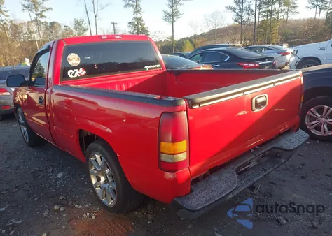 2000 Chevrolet Silverado 1500 Ls z USA, uszkodzony, nr VIN 1GCEC14T1YZ209486